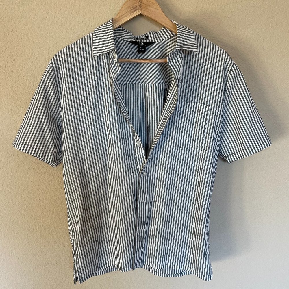 Volcom β Kramer Striped Short Sleeve Classic Fit Shirt